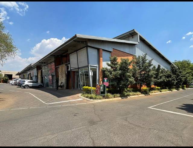 INDUSTRIAL PROPERTY TO RENT IN HENNOPSPARK